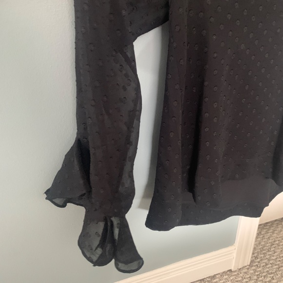 Club Monaco Top :) - Picture 2 of 4